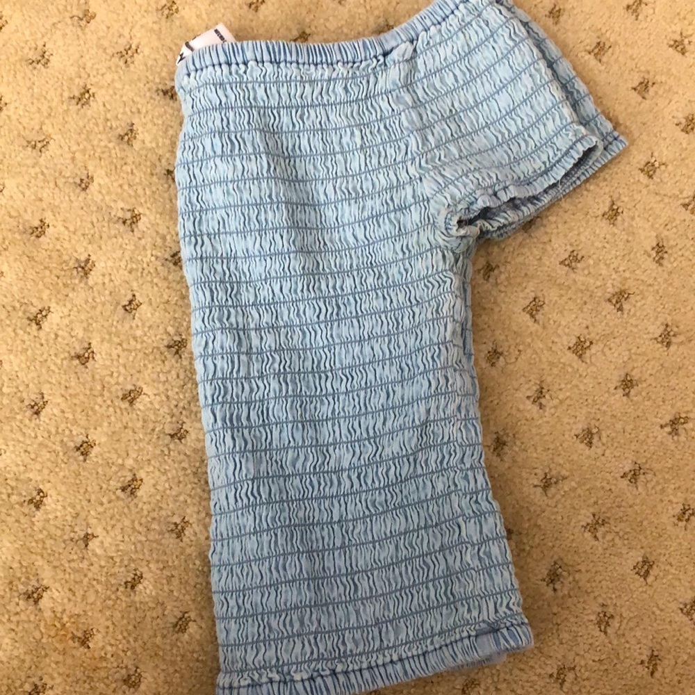 Crop top - Picture 2 of 3